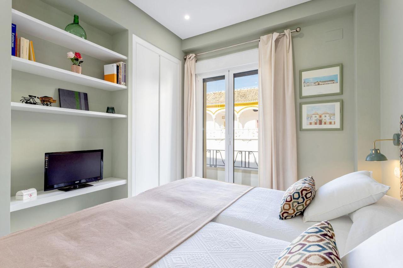 Genteel Home Maestranza Севилья Экстерьер фото